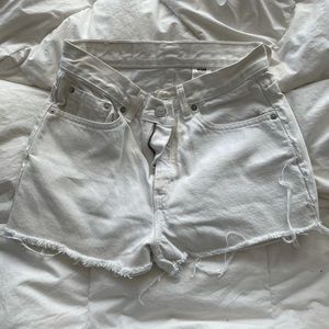 Levi’s Mini shorts